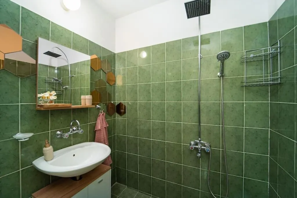شقة Sofia Center 1-Bedroom Flat Next To Mall Of صوفيا